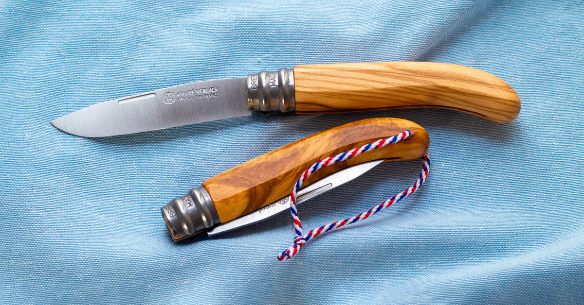 紫羅蘭 品種が良く色がとてもきれいです 18K金でハリウッドモールドされています 紫羅蘭 品種が良く色がとてもきれいです 18K金でハリウッドモールド